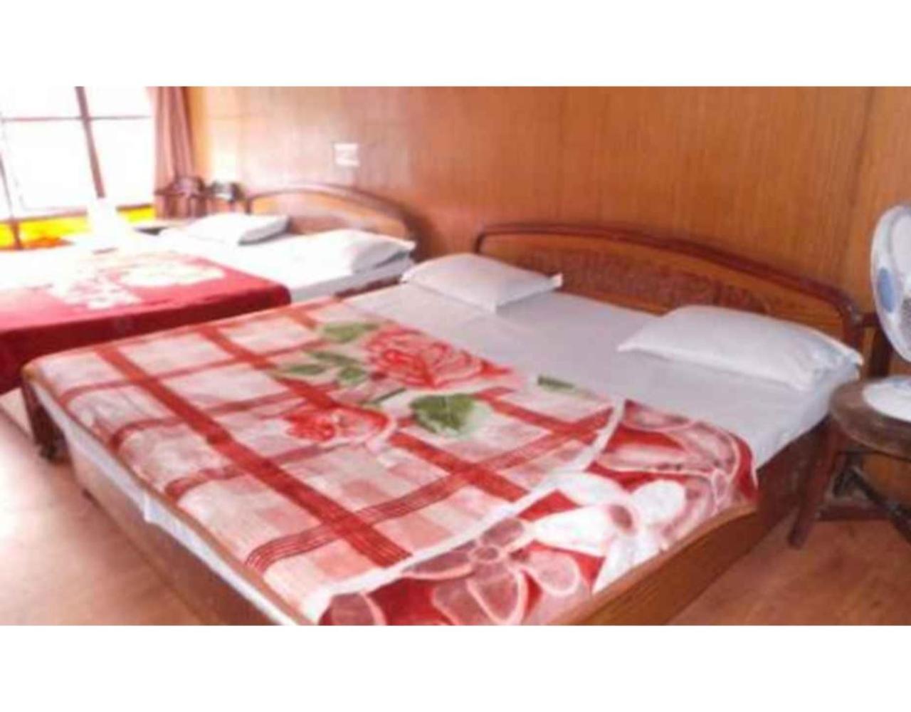 Hotel Darpan Nainital Buitenkant foto